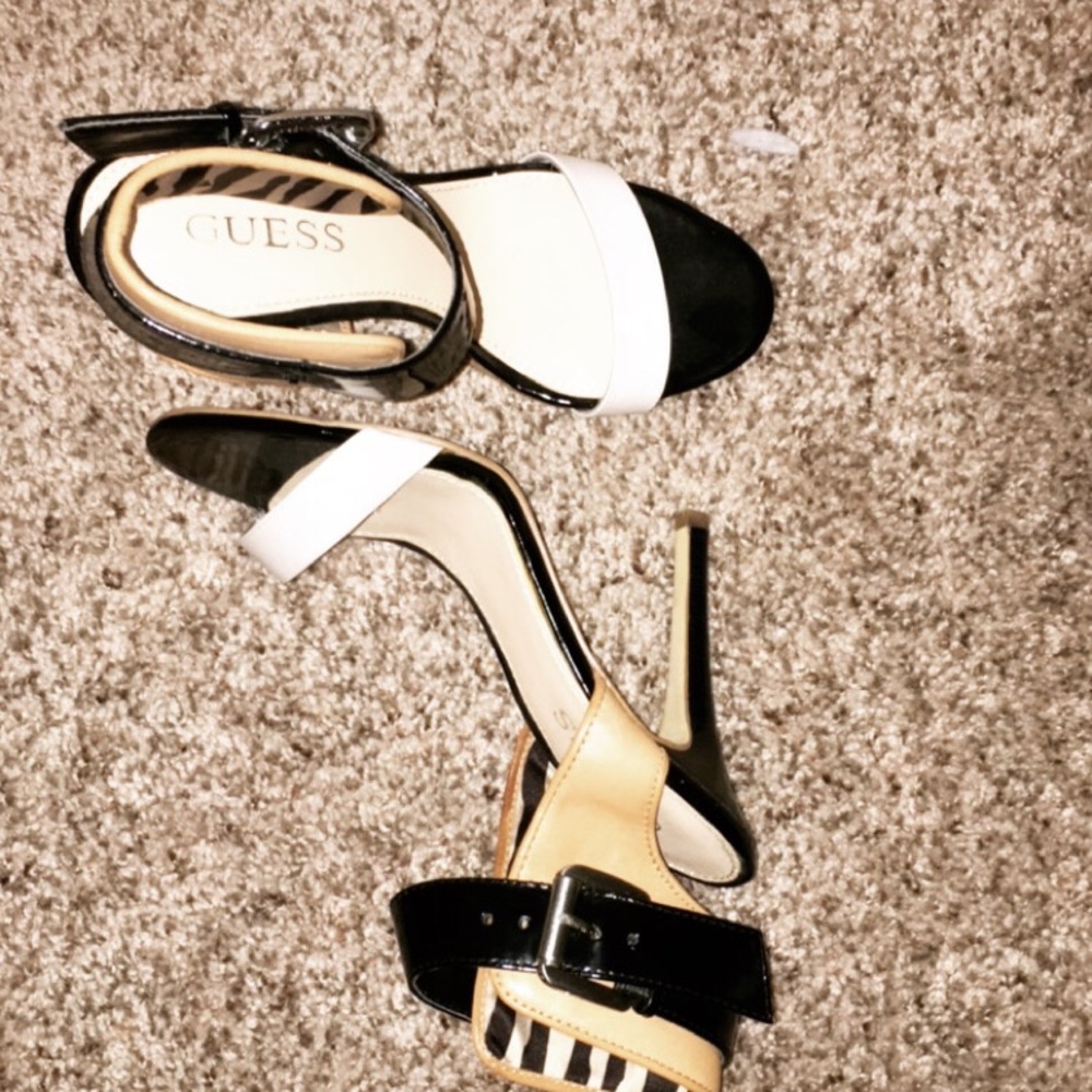 GUESS HIGH HEELS